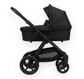 Kinderwagen mit Wanne